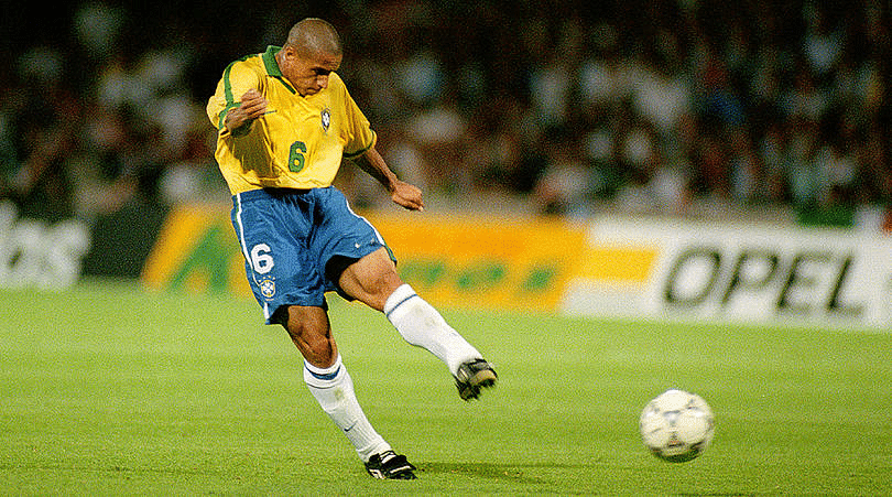 Roberto Carlos’ Iconic ‘Banana’ Free Kick against France